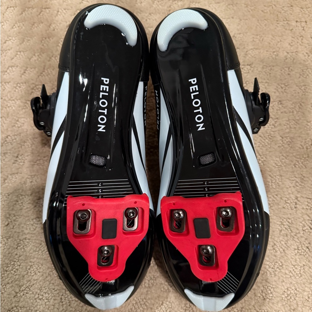 Peloton Cycling Shoes - excellent condition - size 42